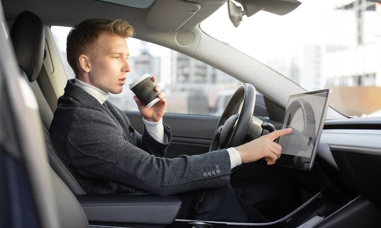 German lawmakers approve bill to introduce autonomous cars by 2022