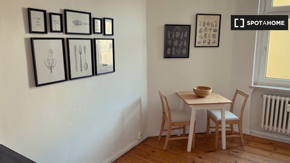 Room, Urbanstraße, Berlin