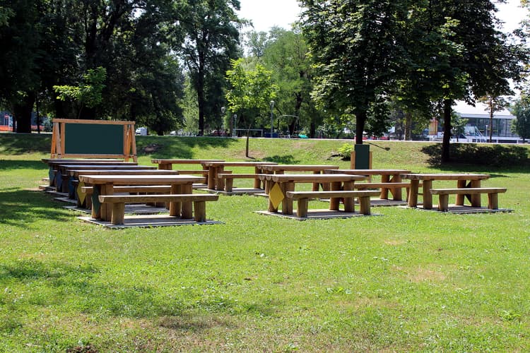 German politicians advocate for outdoor teaching in schools