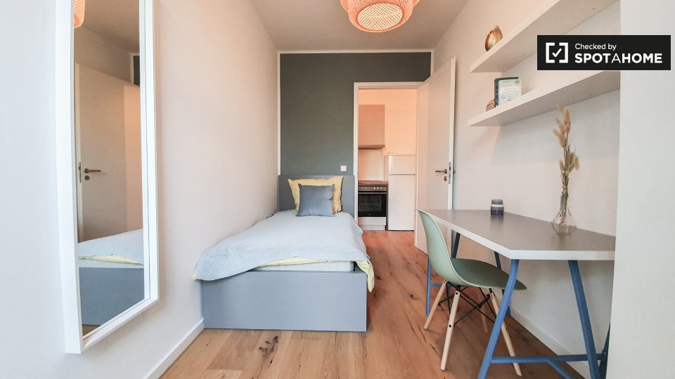 Room, Nazarethkirchstraße, Berlin