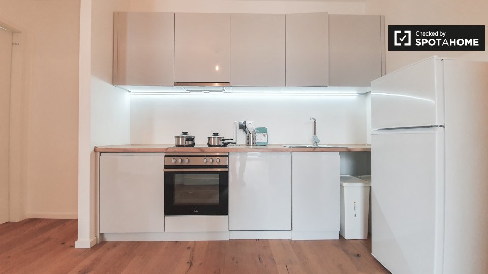 Room, Nazarethkirchstraße, Berlin