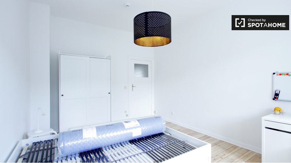 Room, Granitzstraße, Berlin