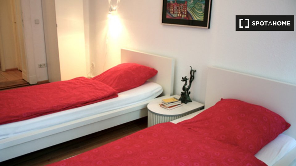 Apartment, Kastanienallee, Berlin