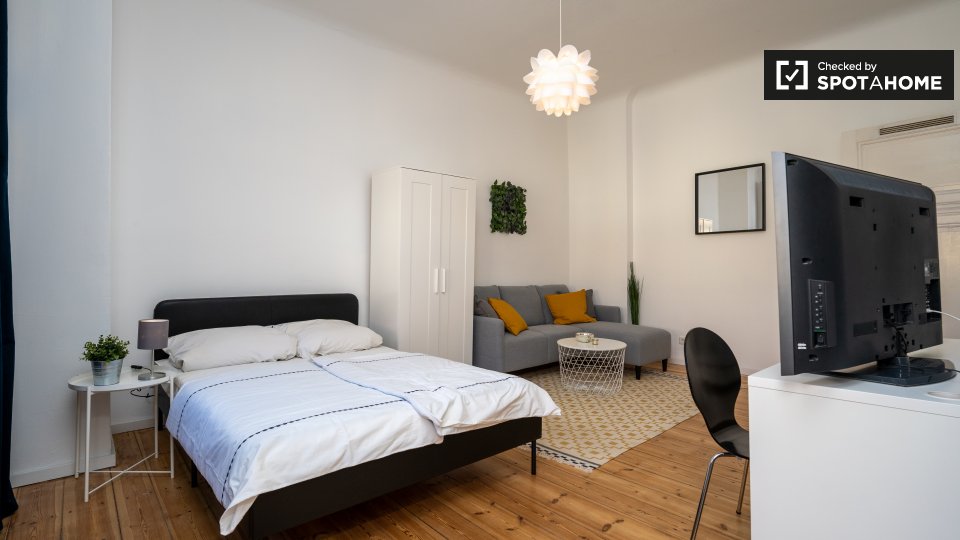Apartment, Bastianstraße, Berlin