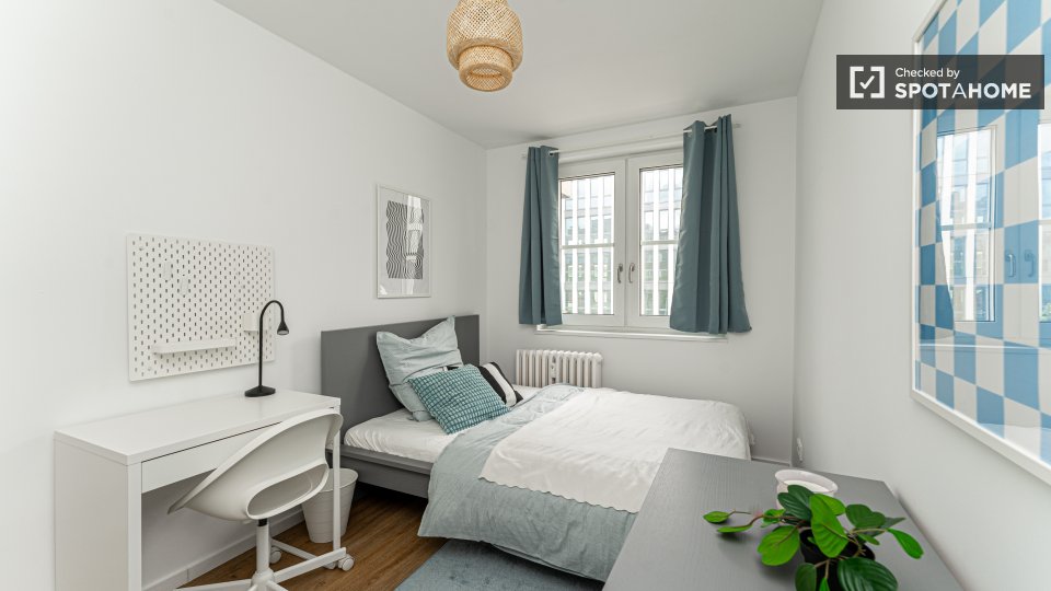 Room, Müllerstraße, Berlin