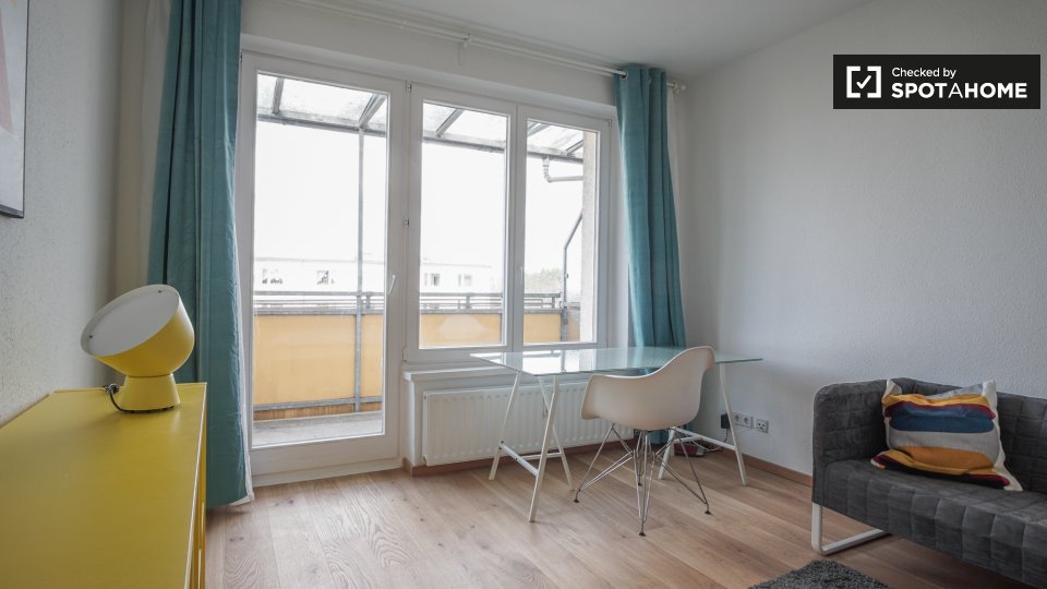 Room, Neltestraße 37, 12489 Berlin, Germany, Berlin