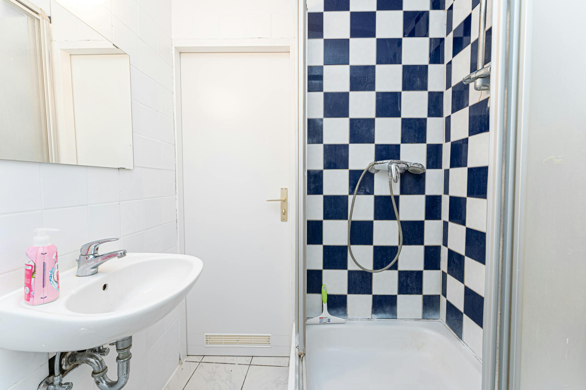 Apartment, Neuendorfer Straße, Berlin