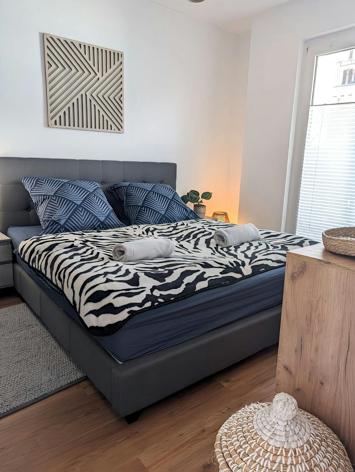 Apartment, Schloßstraße, Dusseldorf
