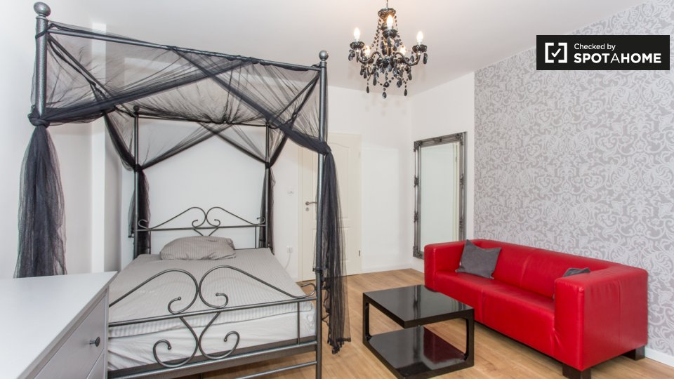 Room, Soldiner Str. 63, 13359 Berlin, Germany, Berlin