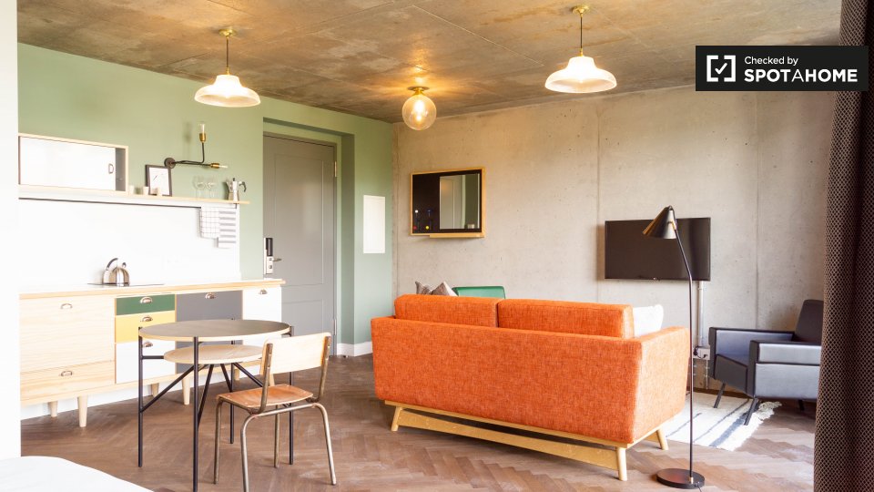 Apartment, Brunnenstraße, Berlin