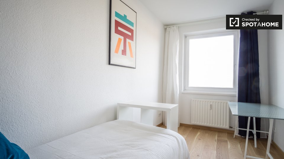 Room, Neltestraße 31, 12489 Berlin, Germany, Berlin