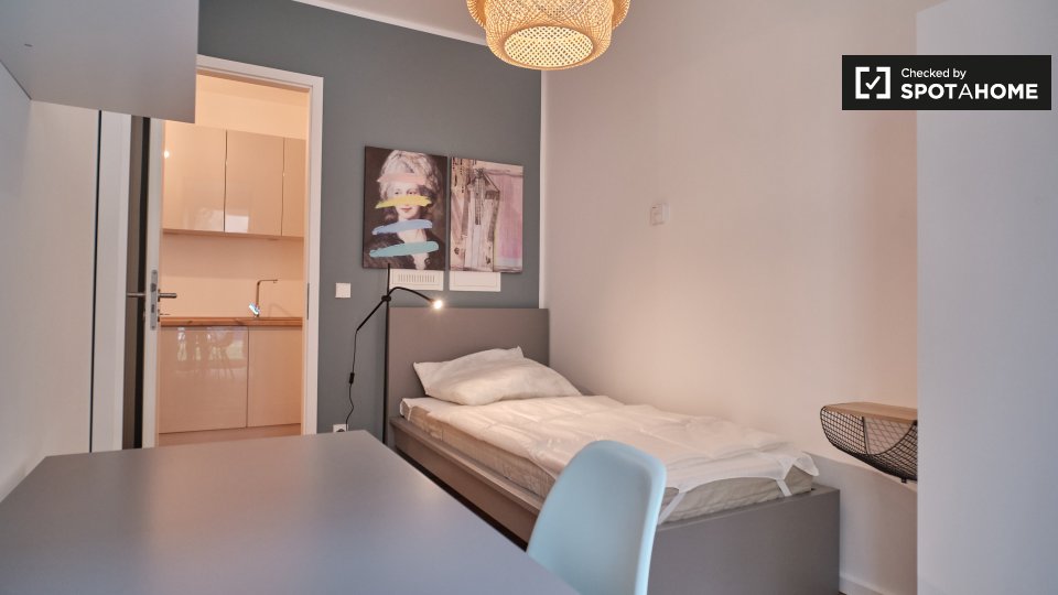 Room, Nazarethkirchstraße, Berlin