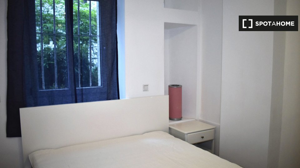 Apartment, Suarezstraße, Berlin