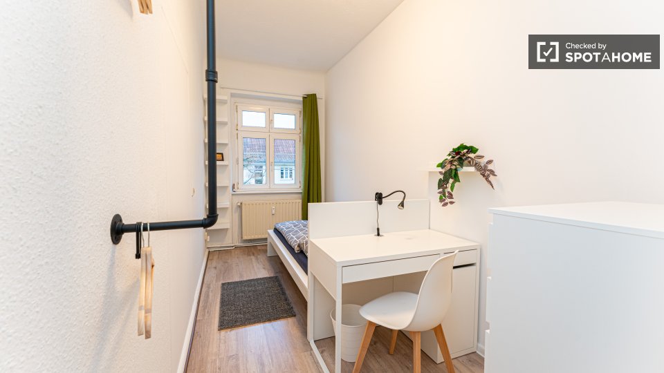 Room, Sterndamm, Berlin
