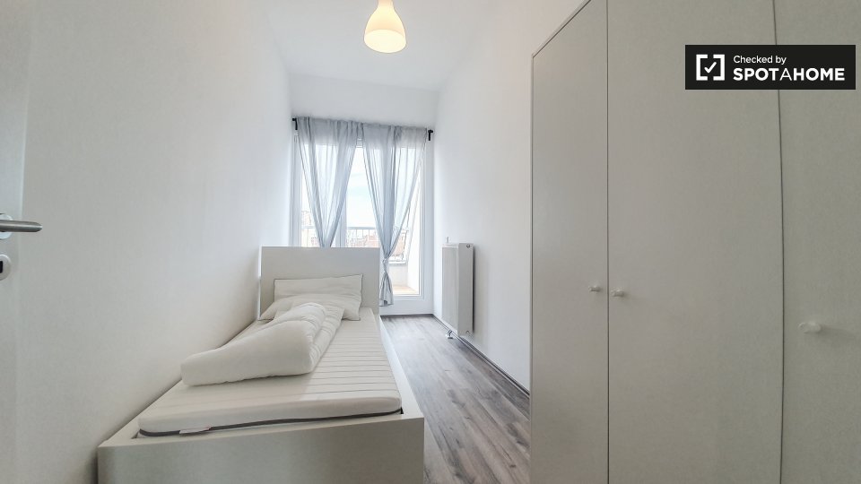 Room, Kottbusser Damm-30, Berlin