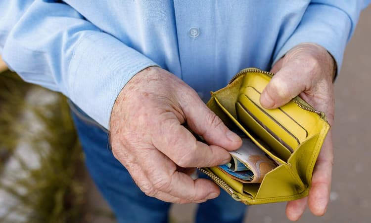 German pensions to rise in 2023 with contribution hikes on the horizon