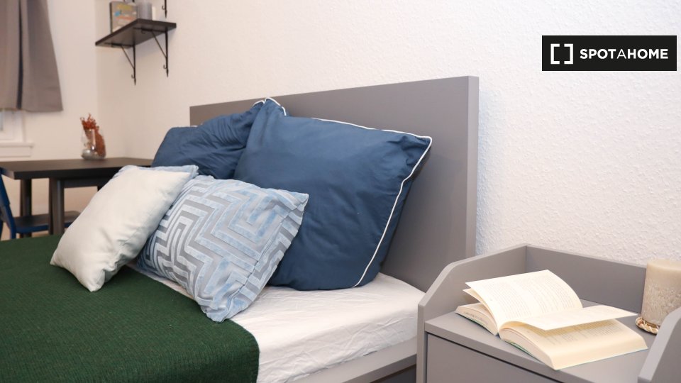 Room, Lauterberger Str., Berlin