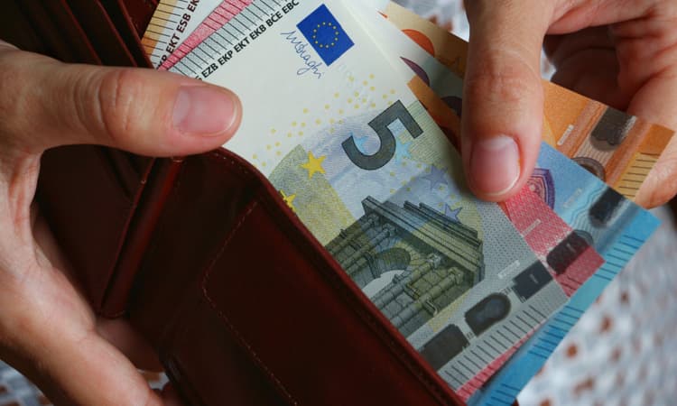 Rising pension contributions on the horizon: What does it mean for expats?