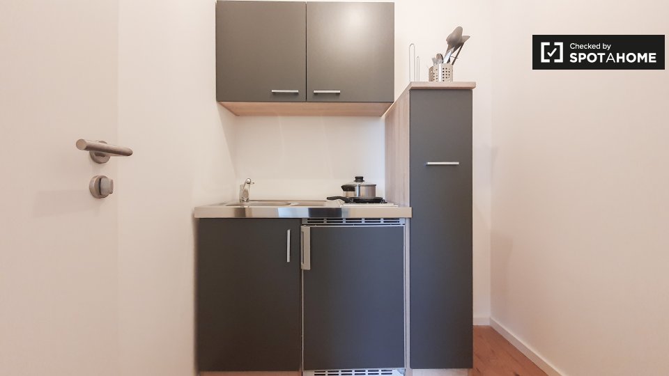 Room, Nazarethkirchstraße, Berlin