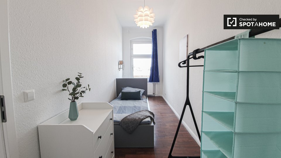 Room, Holländerstraße, Berlin