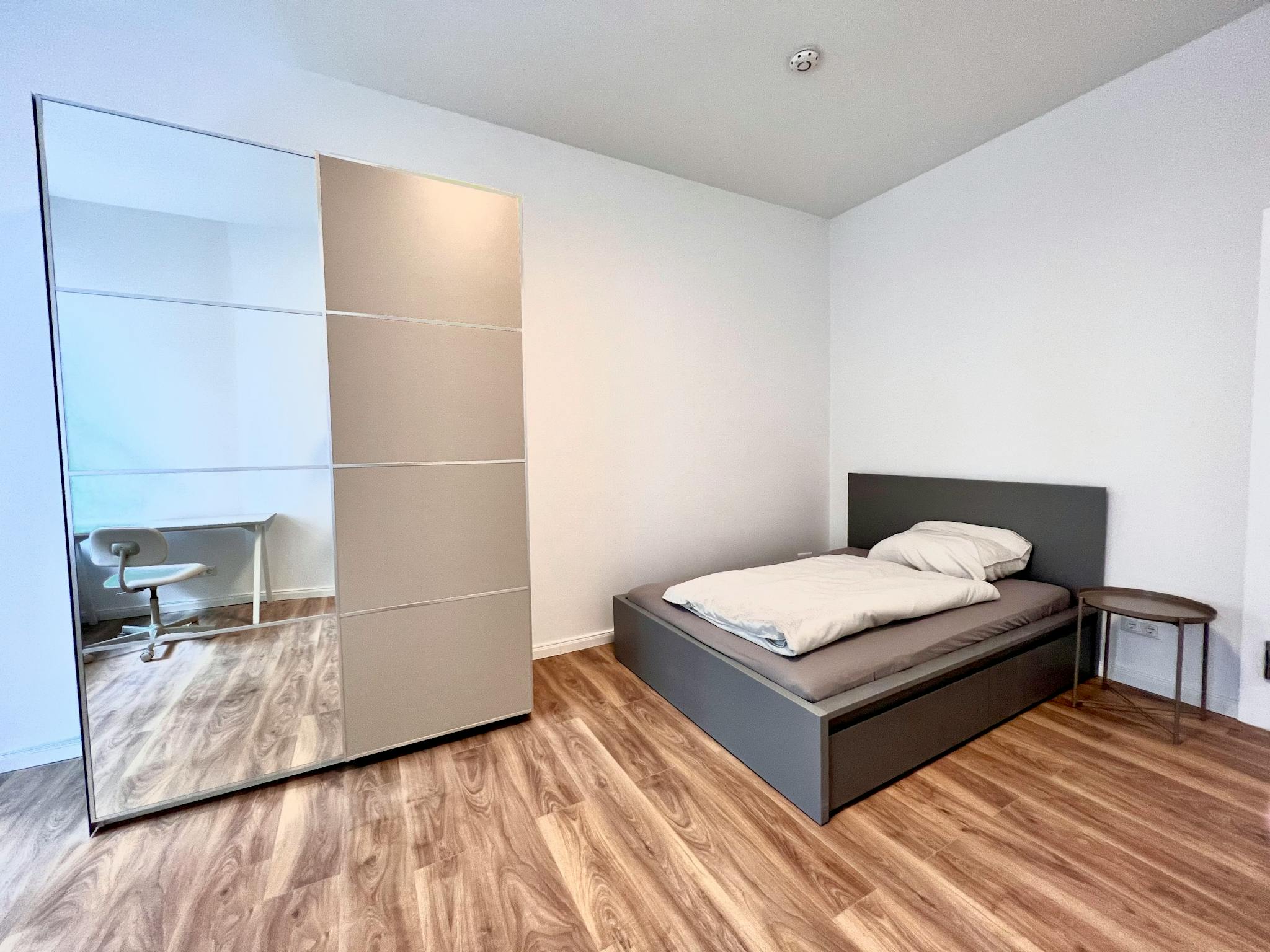 Apartment, Ebertystraße, Berlin