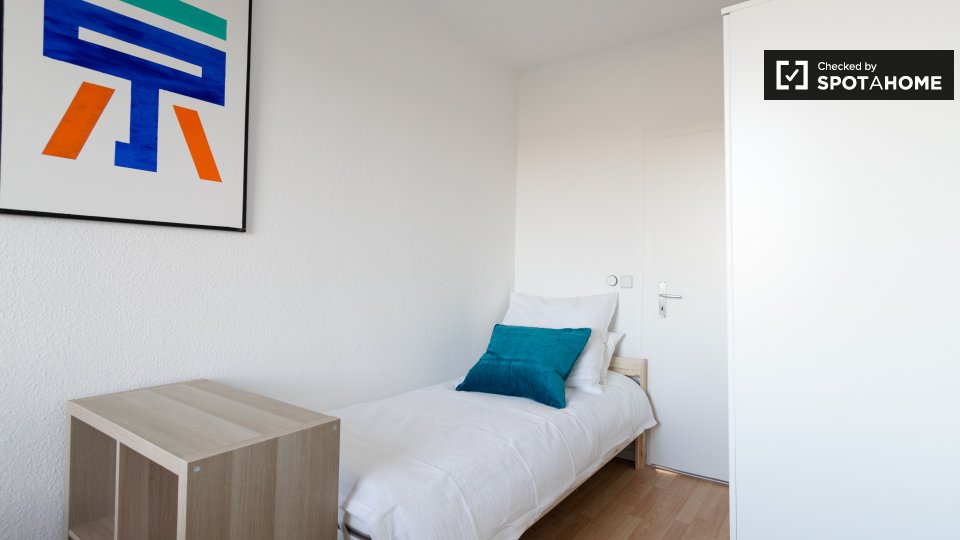 Room, Neltestraße, Berlin
