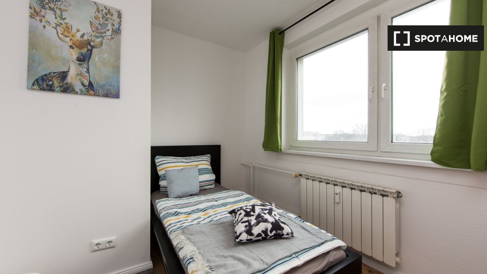 Room, Johanna-Tesch-Straße, Berlin