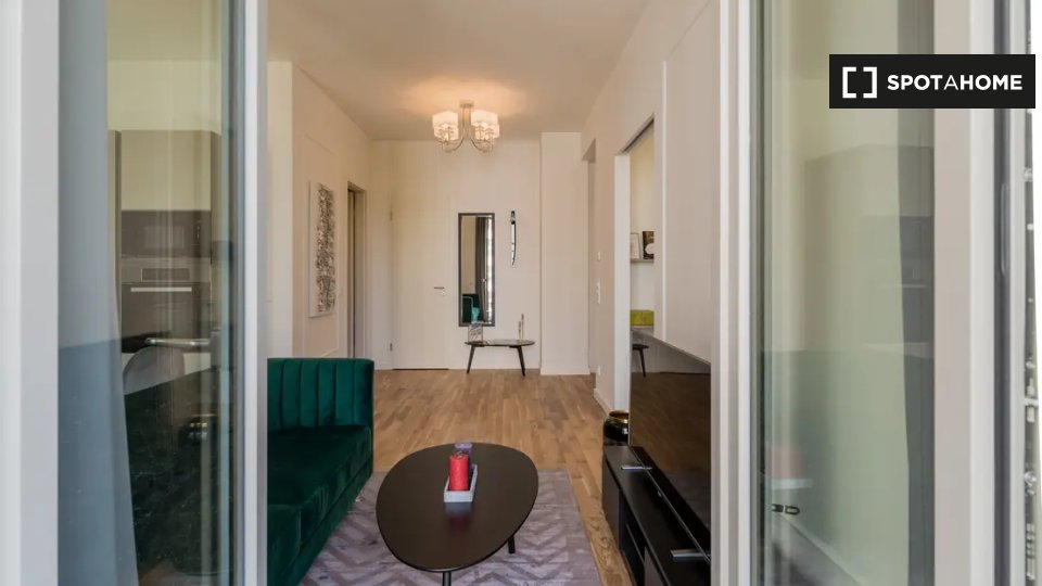 Apartment, Wilhelm-Caspar-Wegely-Platz, Berlin