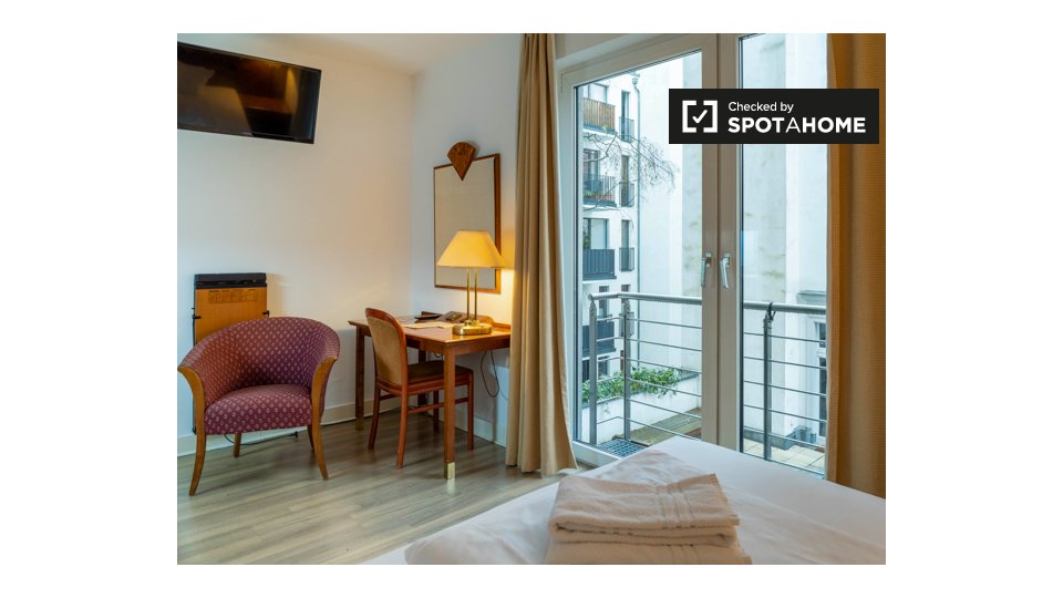 Apartment, Osnabrücker Str., Berlin