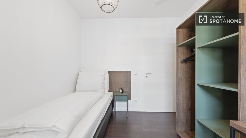 Room, Anton-Wilhelm-Amo-Str., Berlin
