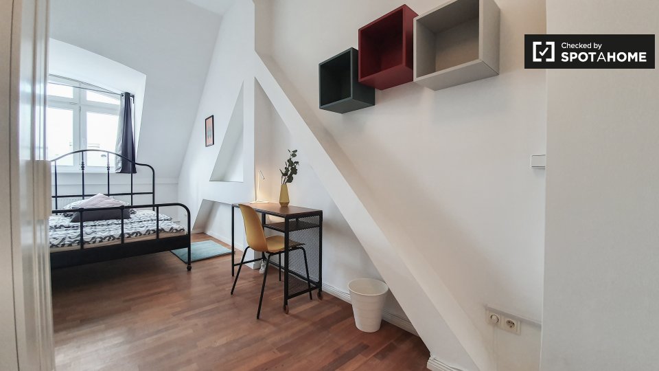 Room, Martin-Luther-Str., Berlin