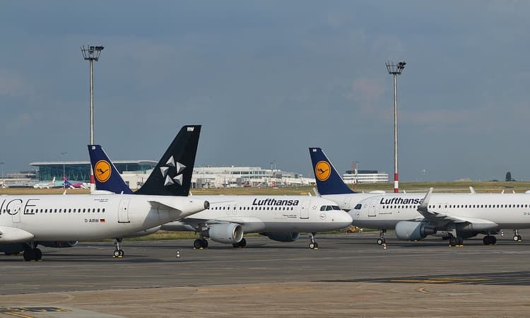 Germany records lowest air travel since reunification
