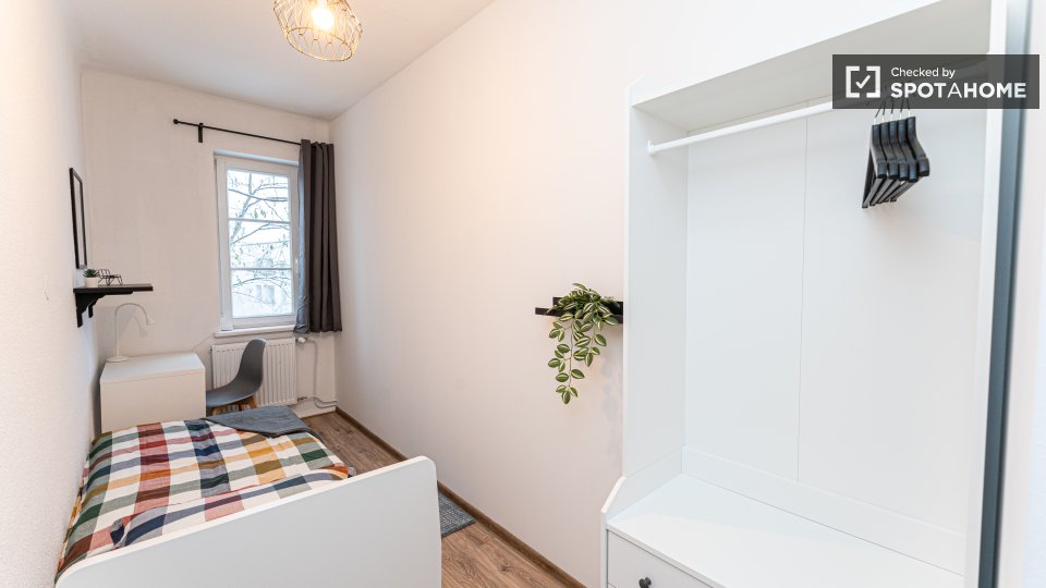 Room, Otto-Franke-Straße, Berlin