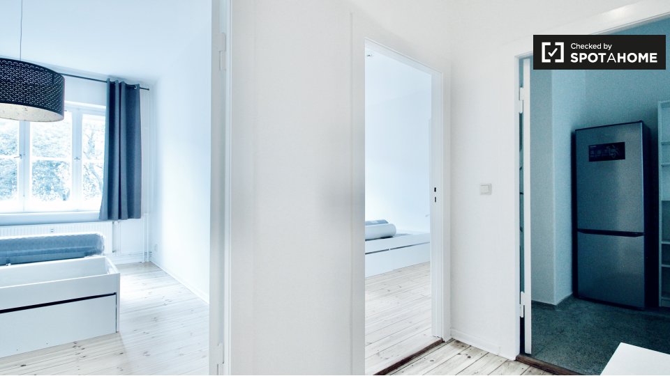 Room, Granitzstraße, Berlin