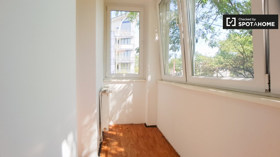 Room, Treskowallee, Berlin