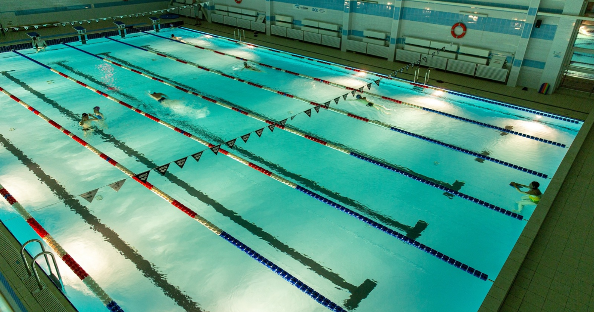 16 Berlin pools open as late as 2am for “Long Night of Swimming” on Oct 30