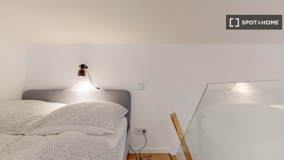 Apartment, Paul-Robeson StraßeA/1B, Berlin