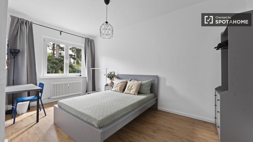 Room, Rübelandstraße, Berlin