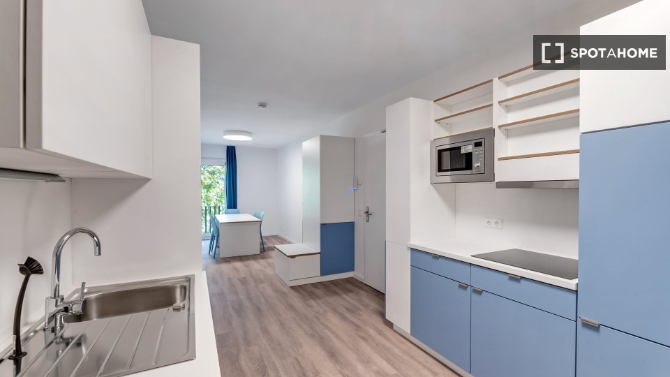 Room, WG-HH-WG-5, Berlin