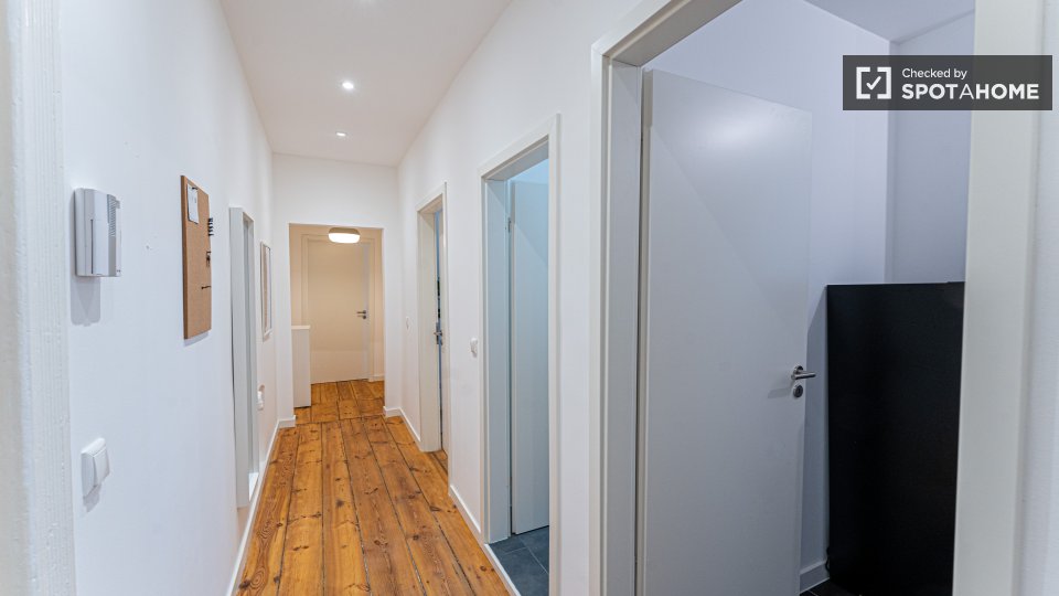 Room, Sonnenallee, Berlin