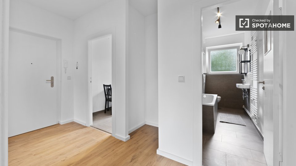 Room, Rübelandstraße, Berlin