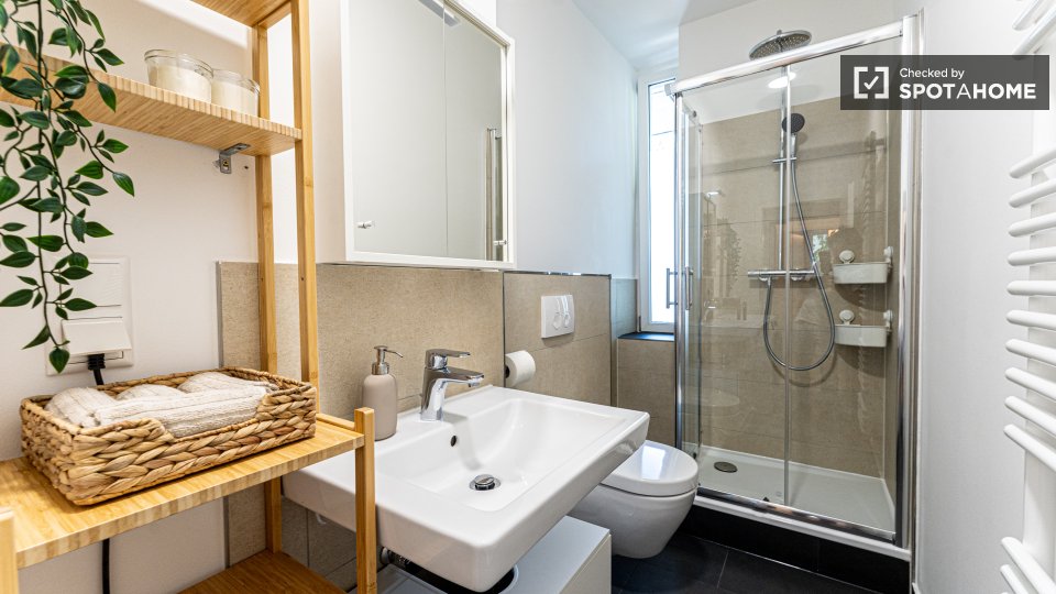 Room, Tabbertstraße, Berlin