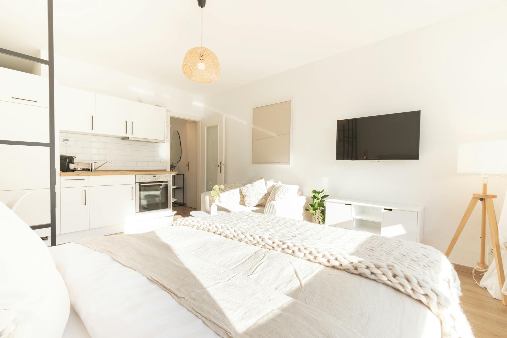 Apartment, Lindenstraße, Dusseldorf