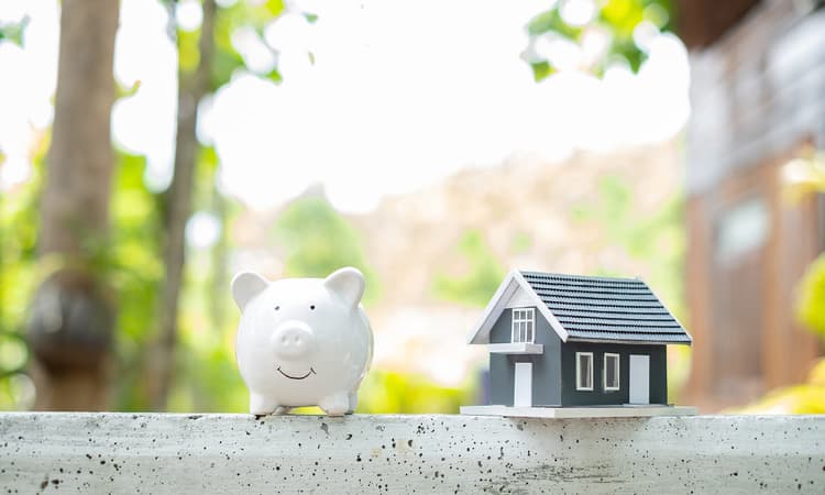 Landlord must pay back fortune made on tenant's 800-mark deposit, court rules