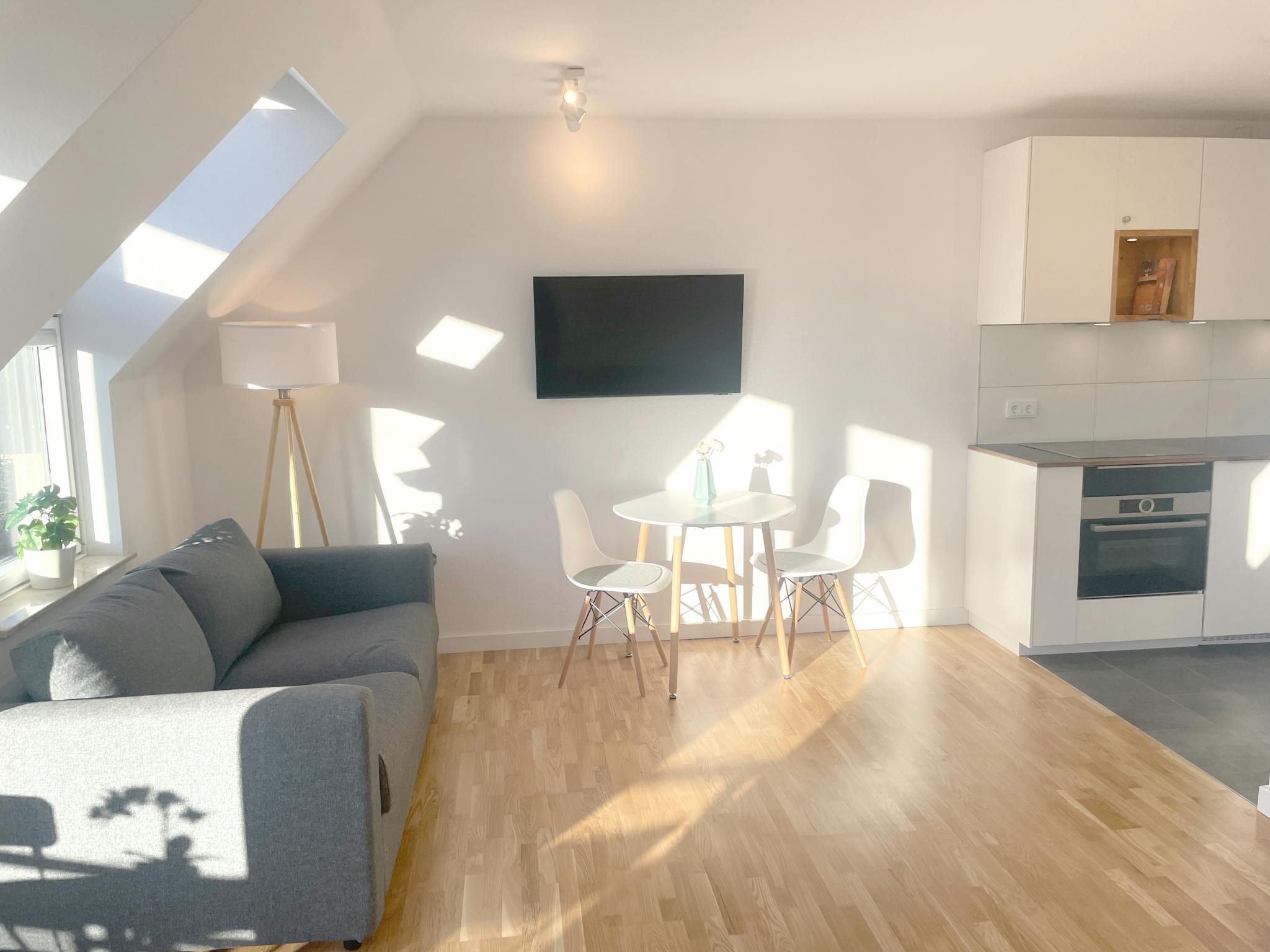 Apartment, Robinienweg, Leipzig