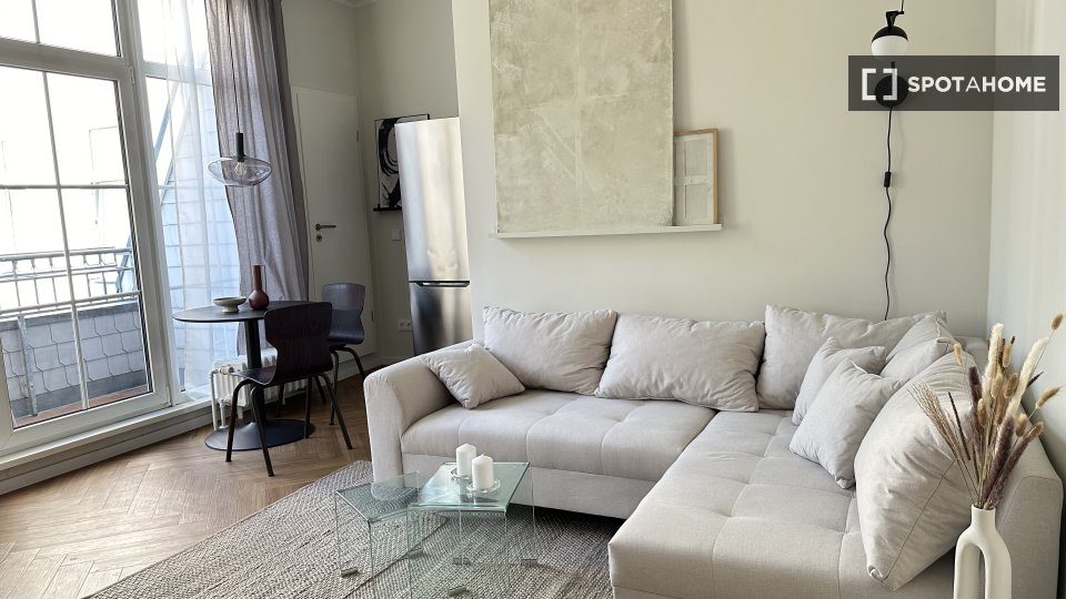 Apartment, Kaiser-Friedrich-Straße, Berlin