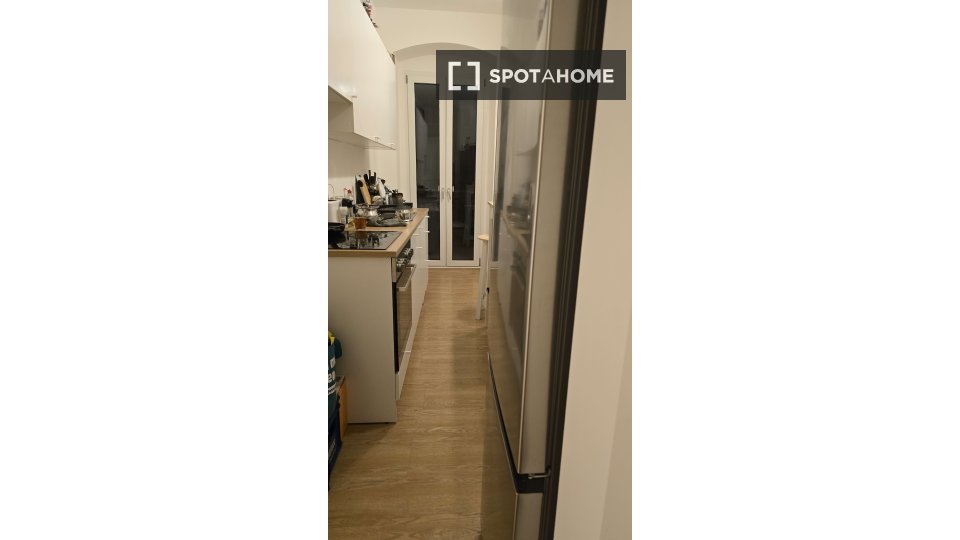 Room, Tabbertstraße, Berlin