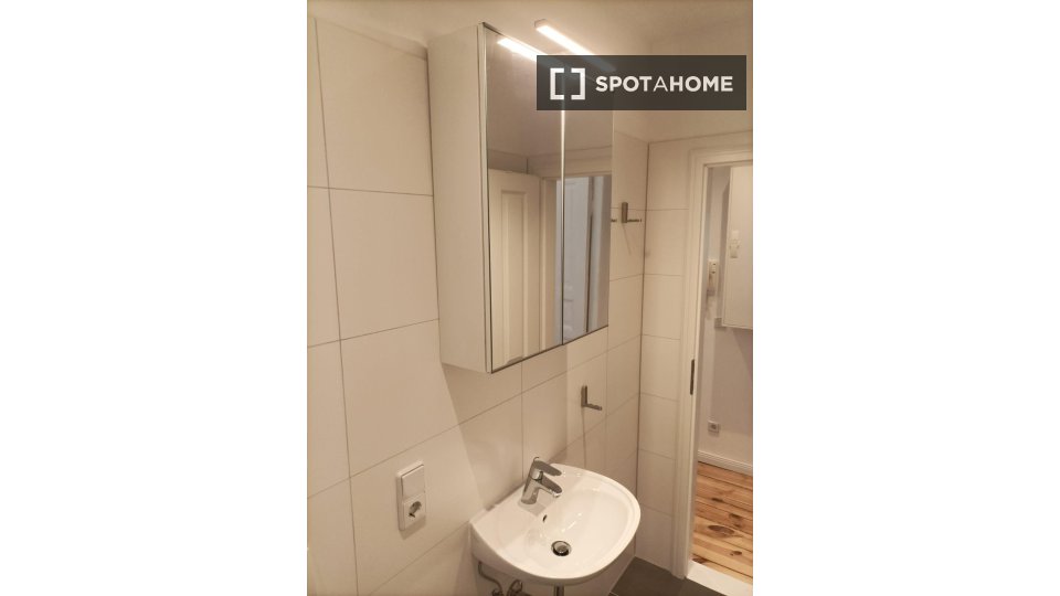 Apartment, Sonnenallee, Berlin