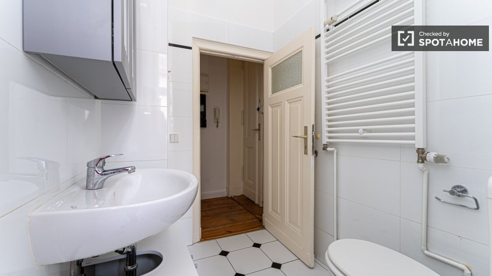 Room, Wühlischstraße, Berlin