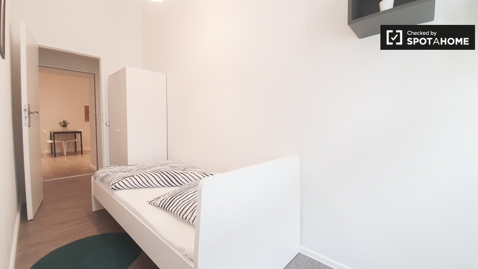Room, Ibsenstraße, Berlin